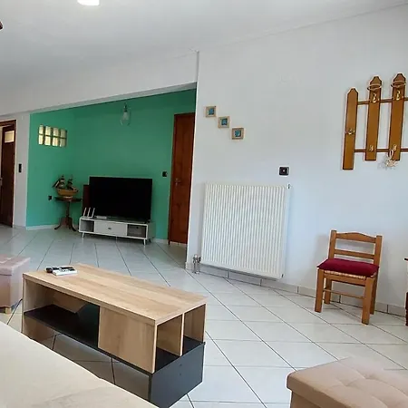 Piccolo Apartment Tsoukaladhes